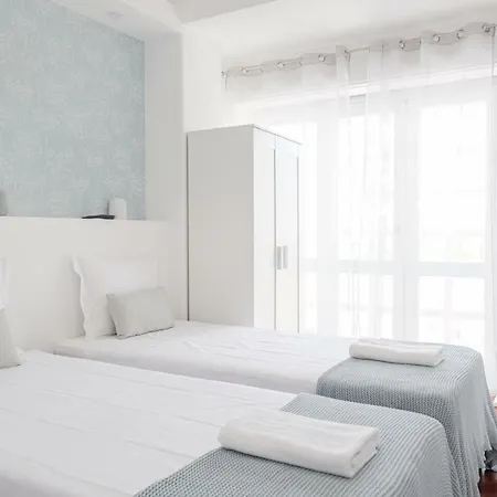 Pensjonat 4u & Vii Airport