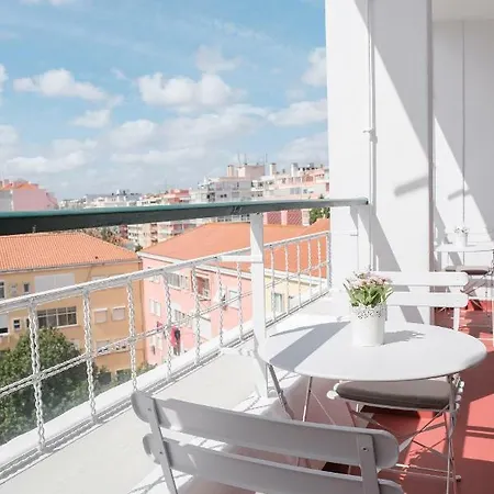 4u & Vii Airport Pensjonat