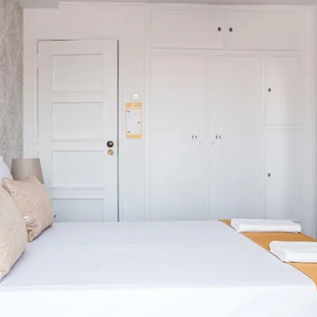 Guest house 4u & Vii Airport *